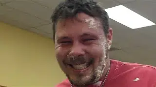 Manco Shake Tuna Face