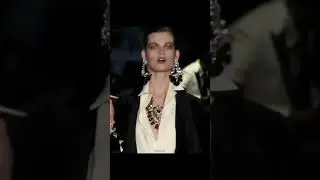 #BetteFranke #2013 #runway #dsquared2  #2010s #fashion #fw2013 #fallwinter2013 #catwalk #model #moda