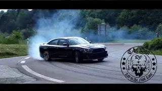 Dodge Charger SRT8 | Roundabout Drift | RAW