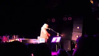 Daniel Johnston - mean girls get pleasure (Live)