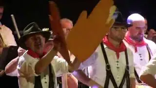 Hohenmemminger Goißlschnalzer und die fidelen Melkkübel