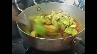 Hyderabadi Baigan bombal machi ka salan