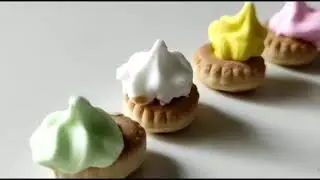 Unwrapping Ice Gem Biscuits