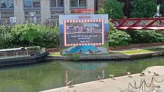 Everyman Screening On The Canal,  Coal Drops King's Cross, London #visitlondon #kingscross
