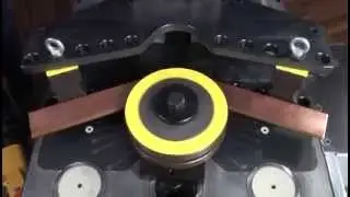 Pliage de barre sur cot&eacute;. Presse horizontale EUROMAC mod&egrave;le Digibend - SOCLAFORM