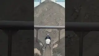 船舶卸货实录，船员的日常减压时刻  Barge unloading | Satisfying VIdeo | Relaxing video