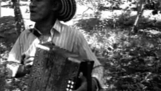 Andrés Landero en blanco y negro