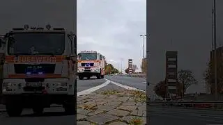 HLF20 der Berufsfeuerwehr Hildesheim auf #Einsatzfahrt #auto #Kleinbrand