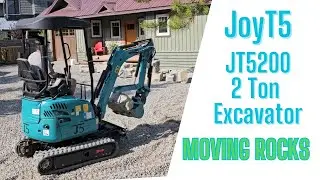 2 Ton Mini Excavator Moving Rocks with Hydraulic Thumb. JoyT5 JT5200