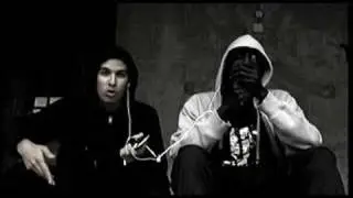 Marekage-A's et Deza'roi sur un beat de Deme 