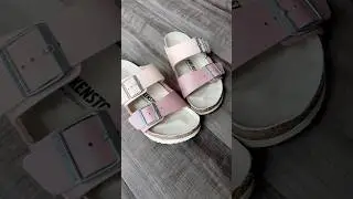 How to clean your Birkenstock sandals🫧#cleaninghacks #shoes#cleaning#cleaningtips#sandals#LifeHack