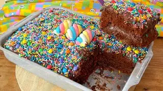BOLO DE CHOCOLATE COLORIDO E RECHEADO PRO DIA DAS CRIANÇAS / MASSA FOFINHA E MOLHADINHA