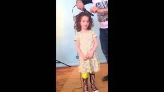 Behind the scenes of ParentsCanada April cover shoot