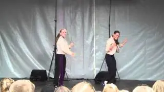 Diede en Shauni DUO/optreden plein 1992.