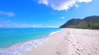 🏝 Turquoise Seychelles waters of the ocean 4K Ultra HD