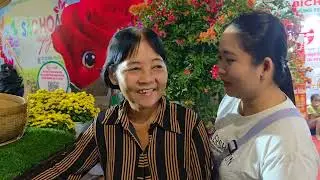 LẦN ĐẦU CÙNG MẸ ĐI CHƠI TẾT XEM KHINH KHÍ CẦU MUA ĐẶC SẢN ĐỒNG THÁP ĂN TẾT MIỀN TÂY