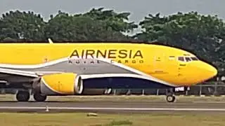 Boeing 737-300  AIRNESIA ROYAL CARGO Take Off Di Halim Perdanakusuma Jakarta