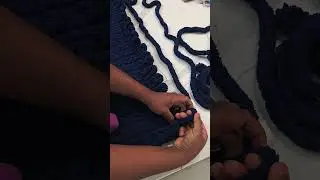 Как закрыть петли для пледа из толстой пряжи, краткое руководство. #knitblanket #knittedblanket