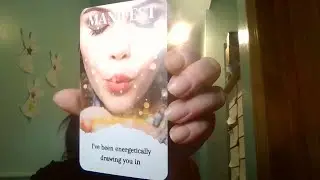 Live FREE Personal Tarot reading with oracles