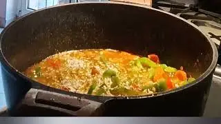 How To prepare Nigerian Chicken curry and vegetable sauce. 