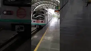 #delhimetro #viralmetro #trandingdelhimetro #latestmetrovideo #delhimetroreel #terevastefalksechand