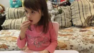 Нам уже лучше,открываем киндер KINDER,зеленый кит кат GREEN KIT KAT