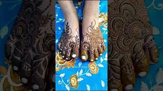 Beautiful Foot Mehndi Design | Easy & Stylish Leg Mehndi 💕 #mehndi #ytshorts #henna #shorts #mehendi