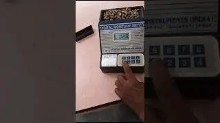 CV - Castor seeds Digital Moisture Meter LOBAT indicates battery is weak