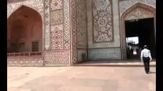 I'm in Akbar's  Tomb in Sikkander, Agra, India