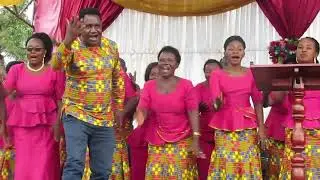 KWAYA YA MKE MWEMA KASULU, TAZAMA VIPAJI VYAO NI BALAA