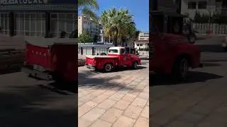 Retro cars #spain #car #retrocar #valencia #gandia