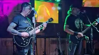 STARWAY TO HEAVEN SOLO COVER PAR ON THE ROCKS, L&rsquo;entrepote Lorient le 22/11/2025 cr&eacute;dit vid&eacute;o Koryna