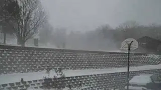 AWESOME Wind Driven Snow Storm Blizzard Conditions in St.louis December 12th 2010