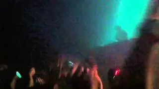 Let The Children Techno @ Lyon (17.02.11) | Aerodynamics vs  & Down (SebastiAn Mash-Up)