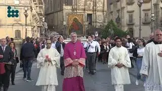 Caltagirone, la tela restaurata della Conadomini torna nella sua Chiesa