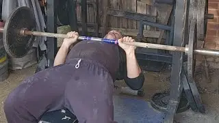 How To Close Grip Bench Press 