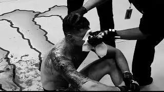 Arman br*talizes Joel Alvarez.