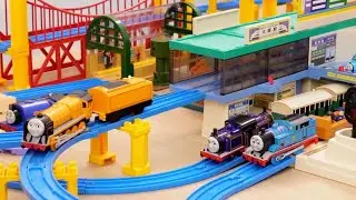 Building The ULTIMATE Thomas & Friends Toy Train Set 🚂💨 | Epic Track Layout