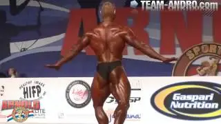 Arnold Amateur Overall Champion Stefan Havlik Posing