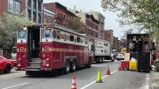 *Truck Blocks FDNY R2* *Screaming Q and Airhorn*