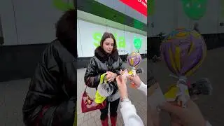 Тест на сладкоежку или предпринимателя 🍬 💴  Скачивай BIGO LIVE - накормим обоих 🙌🏼 #bigolive