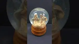 Glitter Dome Nativity