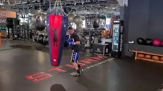 Training im Sturm Gym🥊Zu Gast beim Weltmeister!🏆 Heavy Bag