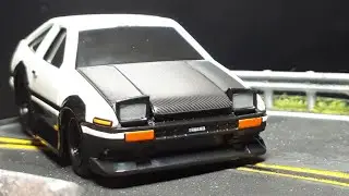 Toyota Corolla Sprinter Trueno AE86 by Maisto Muscle Machines 39 diecast model car review toy Tooned