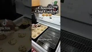 💕I&rsquo;m feeling 100% better and decided to make Chocolate Chip Cookies! #chocolatechipcookies #baking