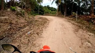 Road to Mango bay Koh Tao