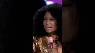 When Nicki used Jessie J as a railing 😂❤️ #nickiminaj #shorts #viral