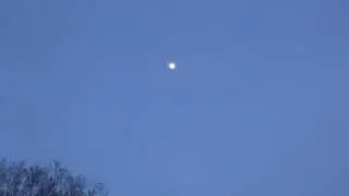 What is this red glow/haze around the moon?? 3/16/2019