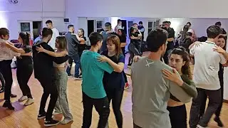 Mucha Bachata Manuel Montero y Azu Volpato Clase 18/07/2025 sede Recoleta CABA Nivel Iniciales