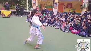 اليوم الرياضى لمدارس الهدى والنور الخاصه